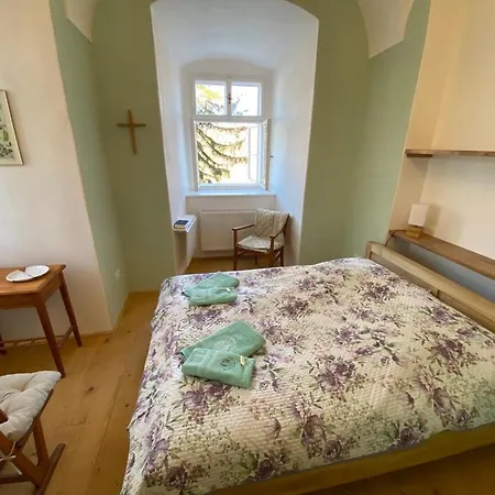 Lejlighedshotel Klaster *